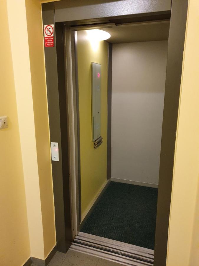 Evergreen Apartments Hotel Карловы Вары Экстерьер фото