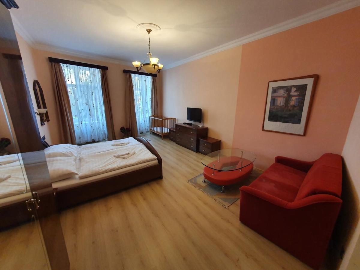 Evergreen Apartments Hotel Карловы Вары Экстерьер фото